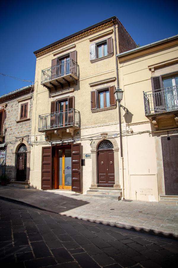 Al Centro Casa Vacanze Mistretta Exteriér fotografie