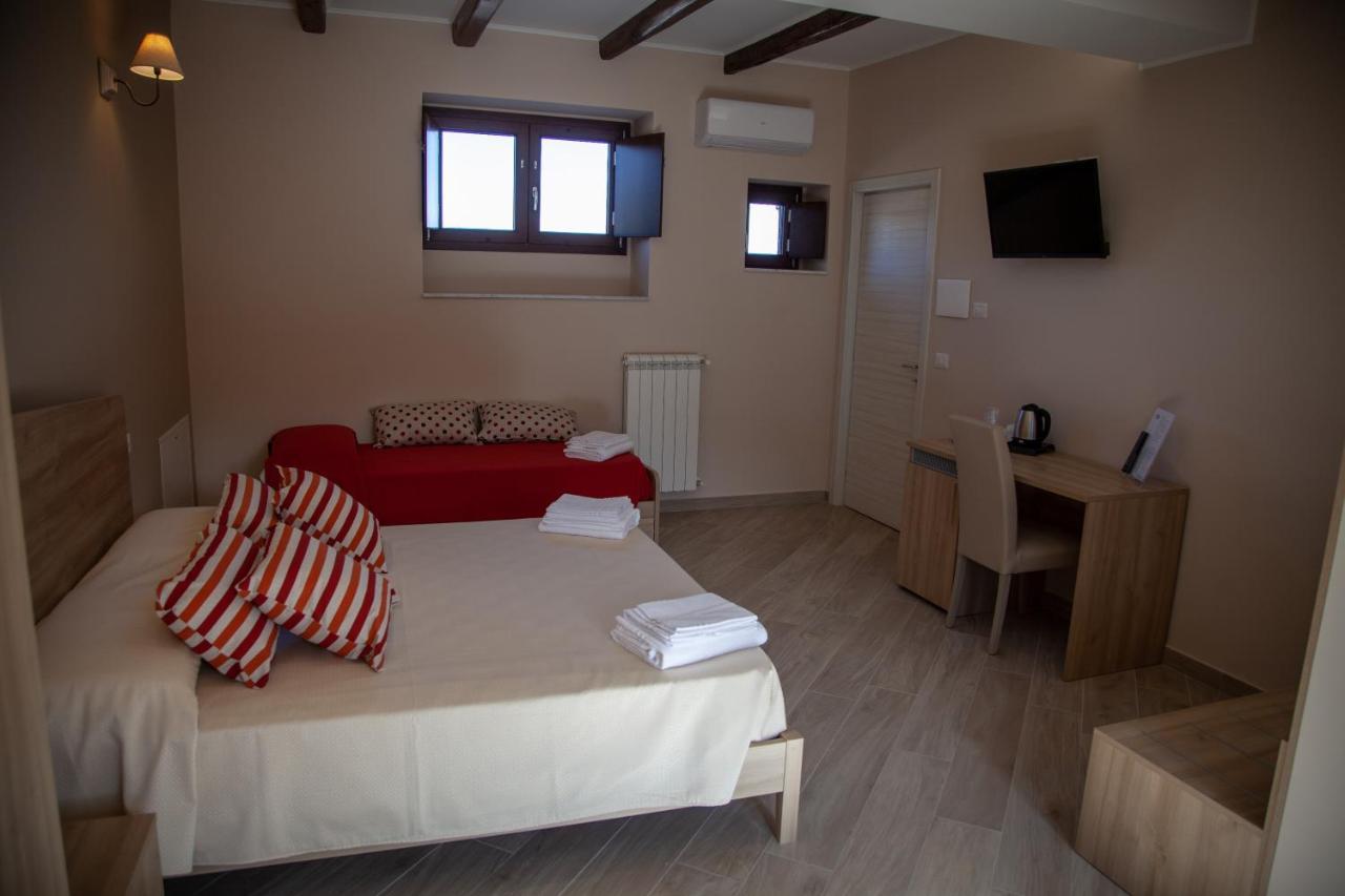 Al Centro Casa Vacanze Mistretta Exteriér fotografie